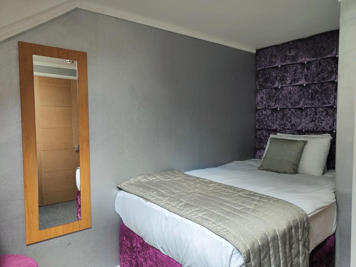 Hotel 24-7 - The Old Victoria Newport (Gwent)